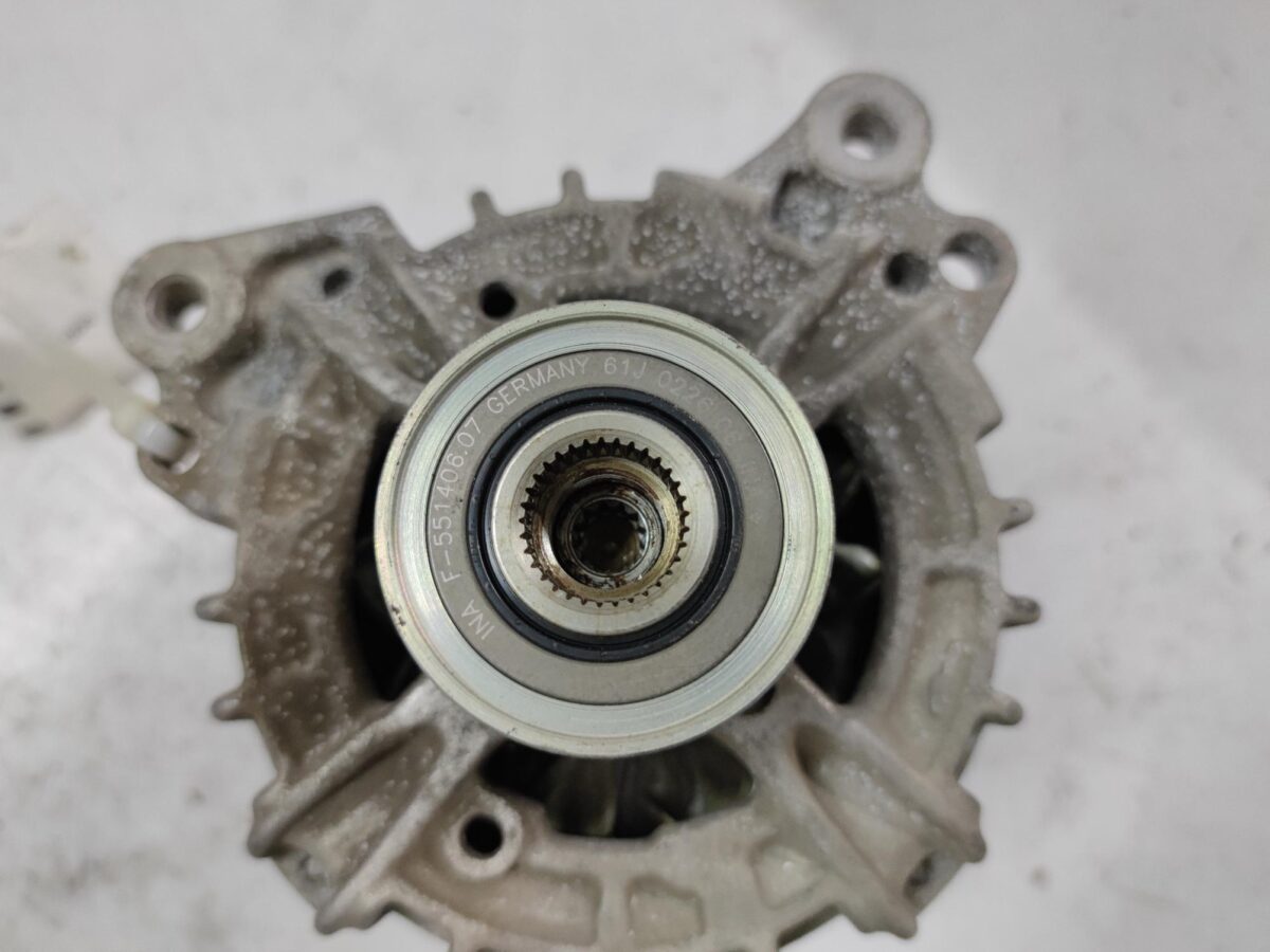 alternatore per alhambra a5 cabriolet transporter v leon multivan vi transporter 373418610418 4 alternatore per alhambra a5 cabriolet transporter v leon multivan vi transporter