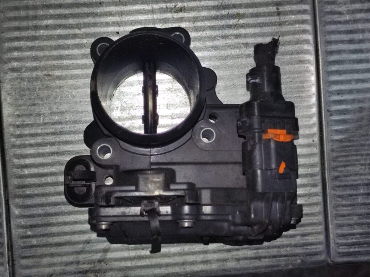 corpo farfallato per citroen ds4 20 hdi 2008 2013 373496004508 2 corpo farfallato per citroen ds4 2.0 hdi 2008-2013