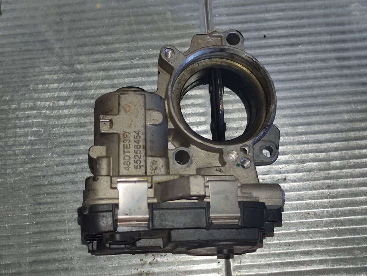 corpo farfallato per giulietta tipo 2 giulia 500x doblo cargo renegade suv tipo 373450542598 corpo farfallato per giulietta tipo 2 giulia 500x doblo cargo renegade suv tipo