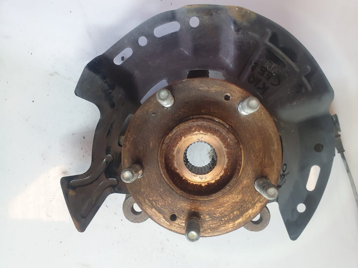 fusello montante per ceed 2018 anteriore destro 388039221238 4 rotated fusello montante per ceed 2018 anteriore destro