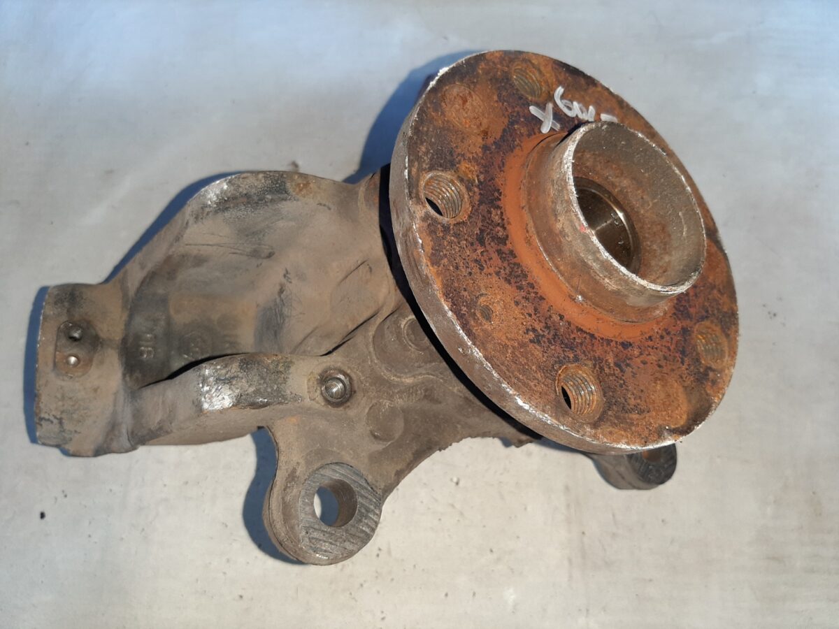 fusello montante per golf plus octavia ii leon altea xl a3 sportback golf v alt 388039216118 2 fusello montante per golf plus octavia ii leon altea xl a3 sportback golf v alt