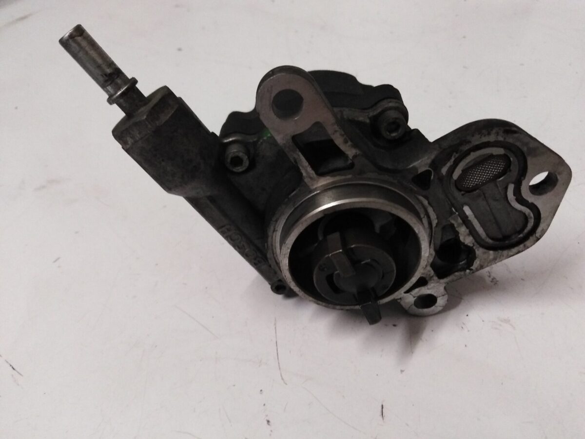 pompa a vuoto per citroen berlingo c 4 c 5 jumpy evasion xsantia fiat scudo 373426855978 2 pompa a vuoto per citroen berlingo c 4 c 5 jumpy evasion xsantia fiat scudo