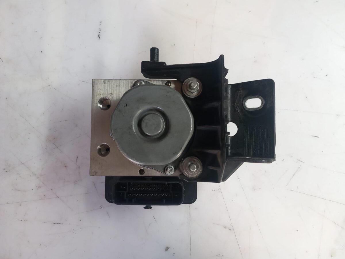 pompa abs per fiat panda 312 319 3 serie 388039221638 2 pompa abs per fiat panda - 312-319 3 serie