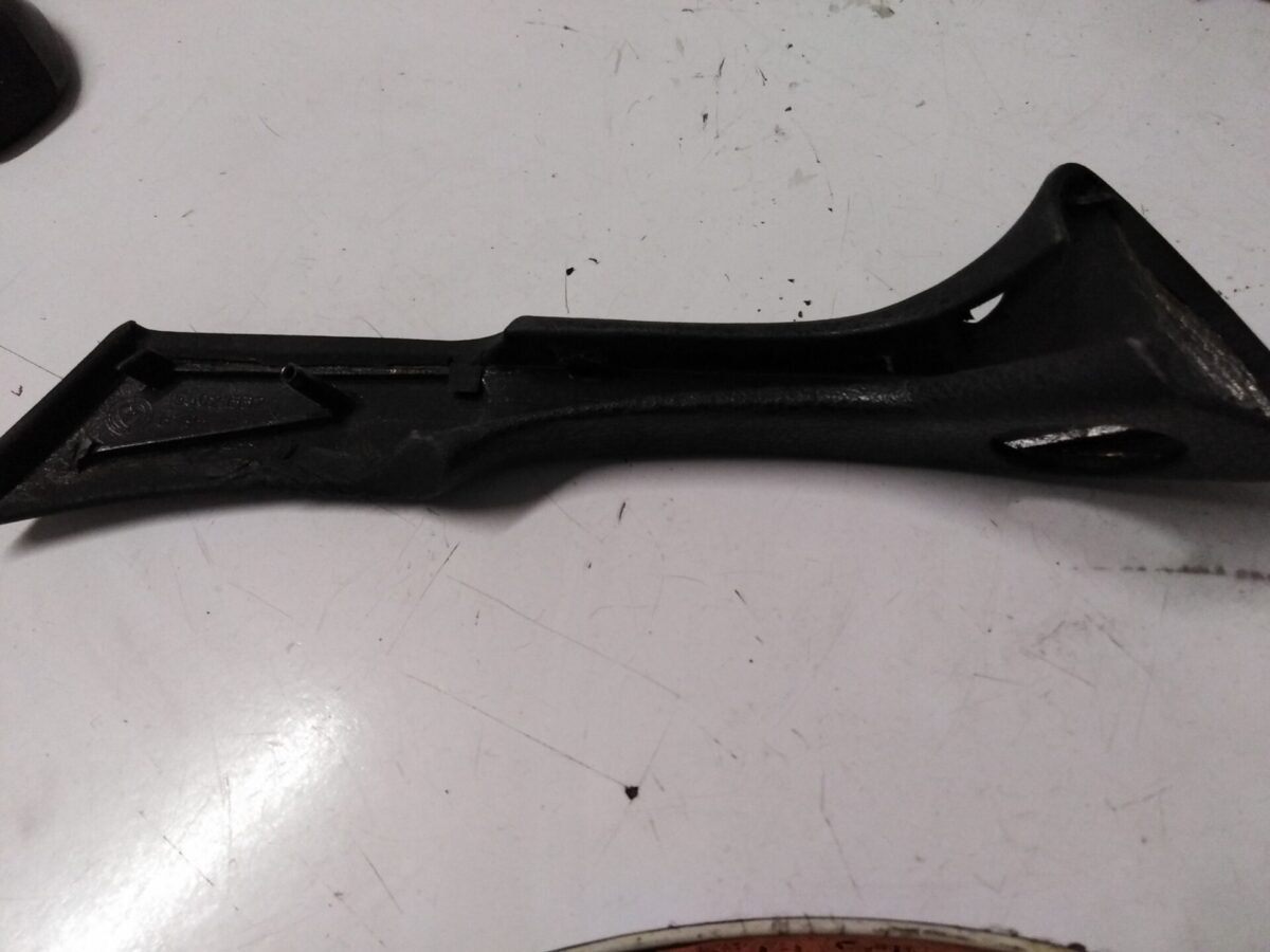 rivestimento plastica centrale cruscotto lato dx sx passeggero per lancia thesi 373441272248 4 rivestimento plastica centrale cruscotto lato dx sx passeggero per lancia thesi