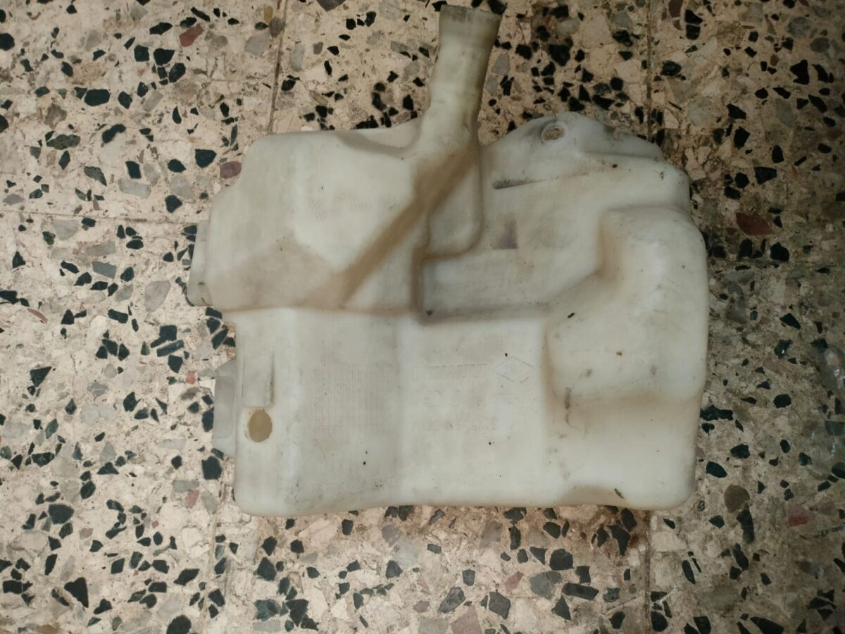 serbatoio liquido tergicristalli per renault laguna 388039221798 3 serbatoio liquido tergicristalli per renault laguna