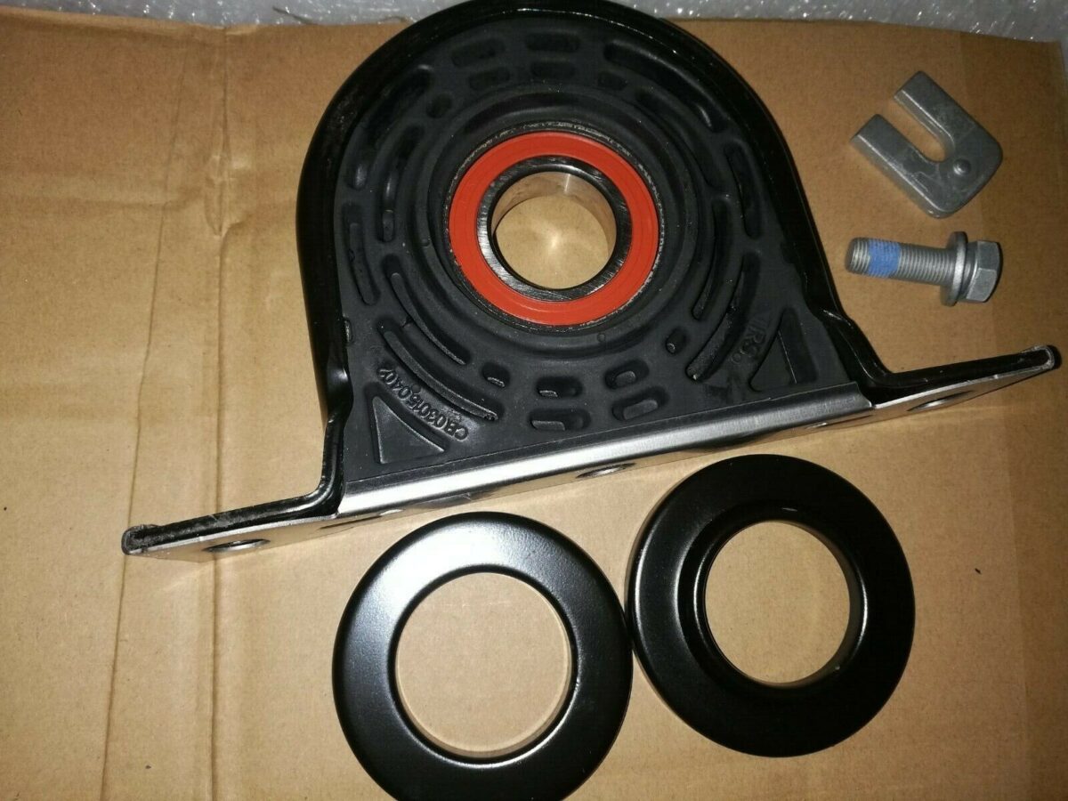 supporto cuscinetto giunto albero cardanico per iveco daily v 2011 143186997848 supporto cuscinetto giunto albero cardanico per iveco daily v 2011>