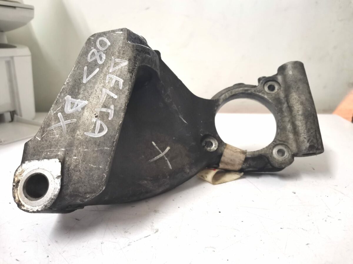 supporto semiasse per lancia delta 373912023148 supporto semiasse per lancia delta