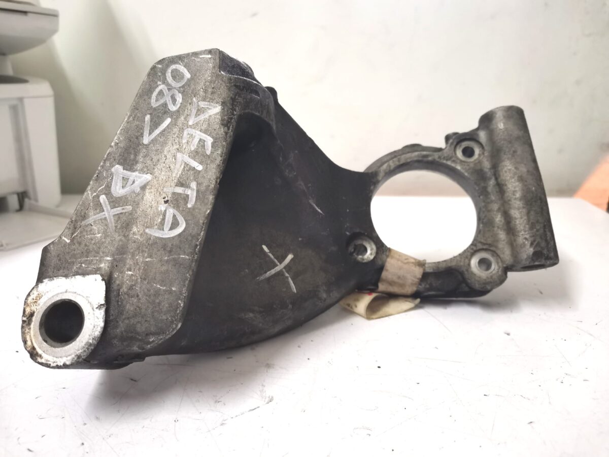 supporto semiasse per lancia delta 373912023148 2 supporto semiasse per lancia delta