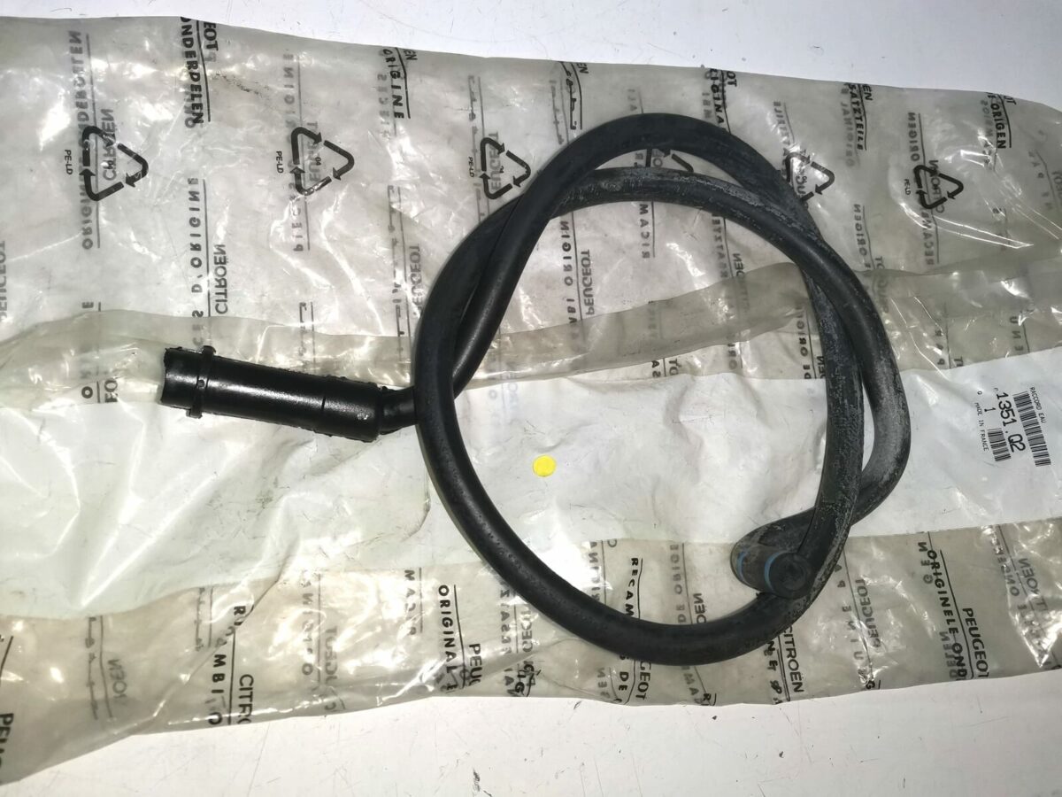 tubo dellacqua 1351q2 originale per citroen xantia 373904953828 tubo dell'acqua 1351q2 originale per citroen xantia