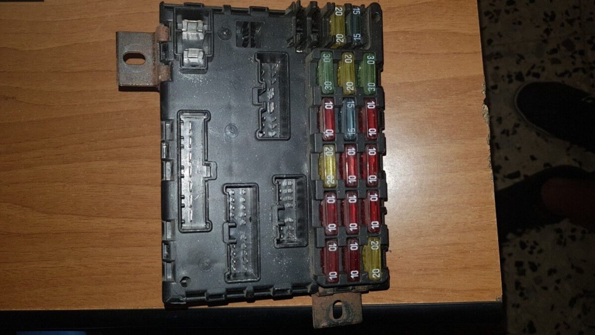 centralina scatola fusibili backup 46447809 per alfa romeo 156 142915363489 2 centralina scatola fusibili backup 46447809 per alfa romeo 156