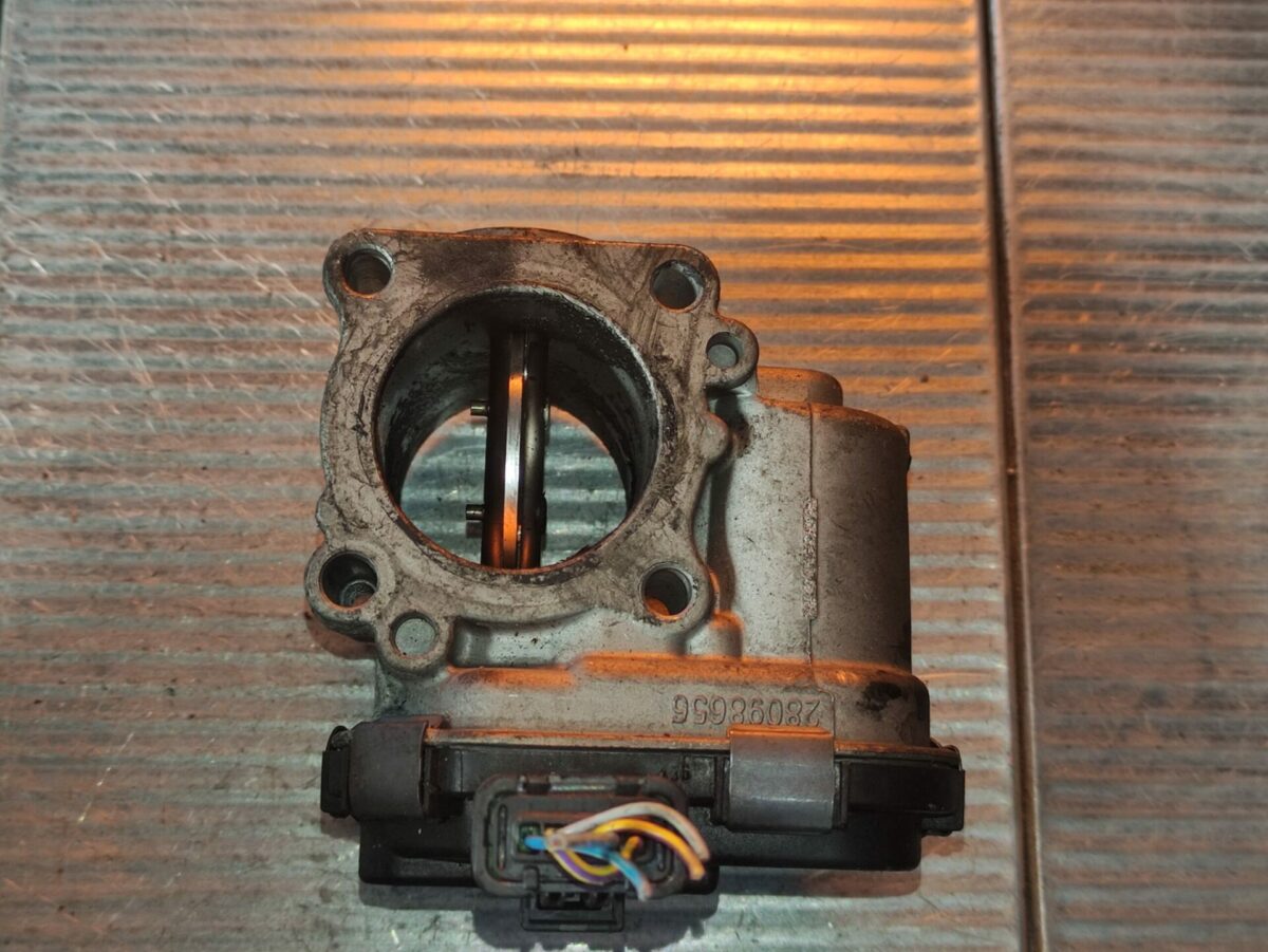 corpo farfallato per citroen berlingo 16 hdi 2007 2010 373496004449 3 scaled corpo farfallato per citroen berlingo 1.6 hdi 2007-2010