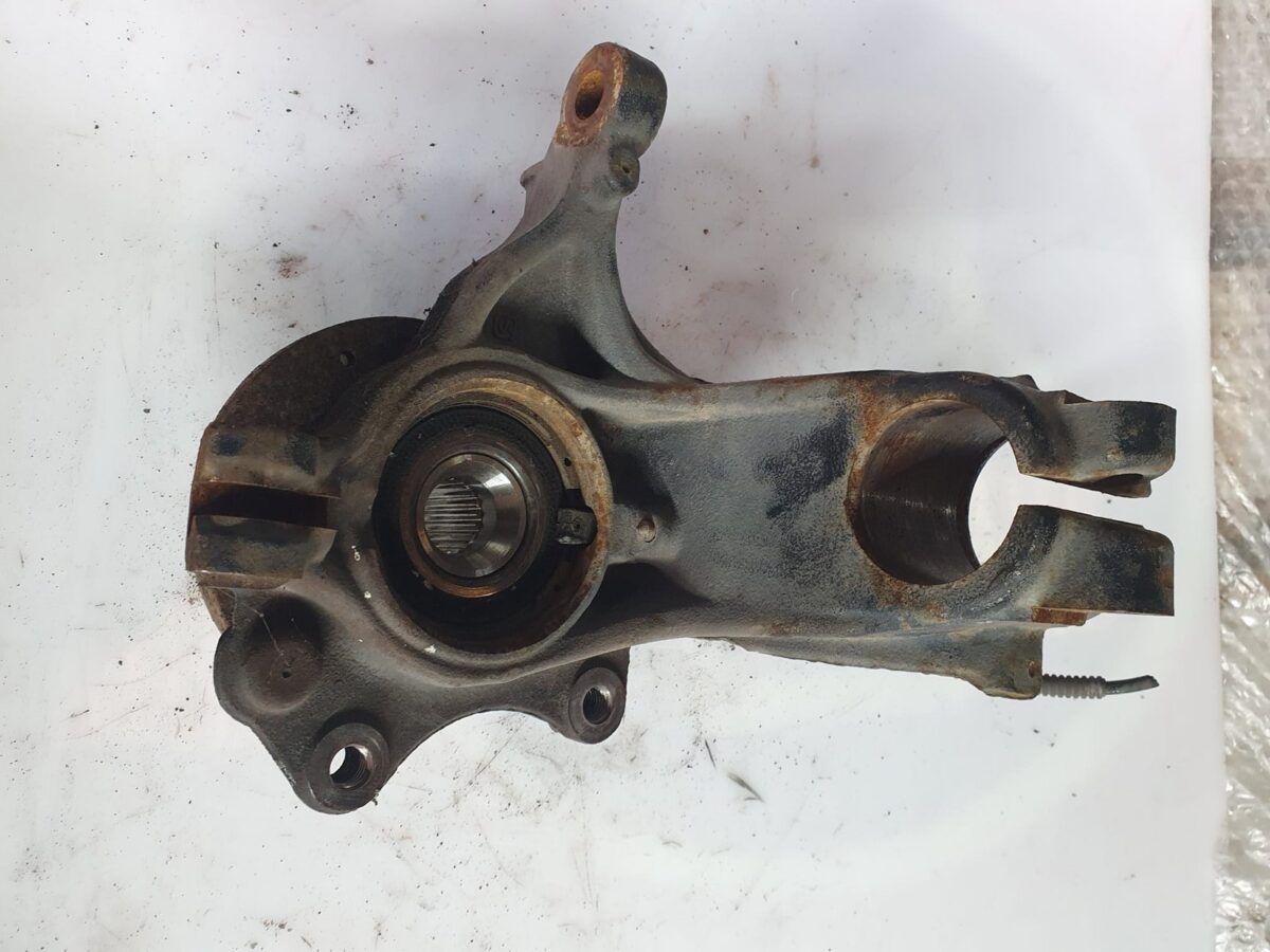 fusello montante per c3 2016 anteriore sx 388039221279 fusello montante per c3 2016 anteriore sx