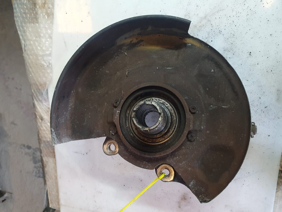 fusello montante per navara anteriore sx 388039221349 2 rotated fusello montante per navara anteriore sx