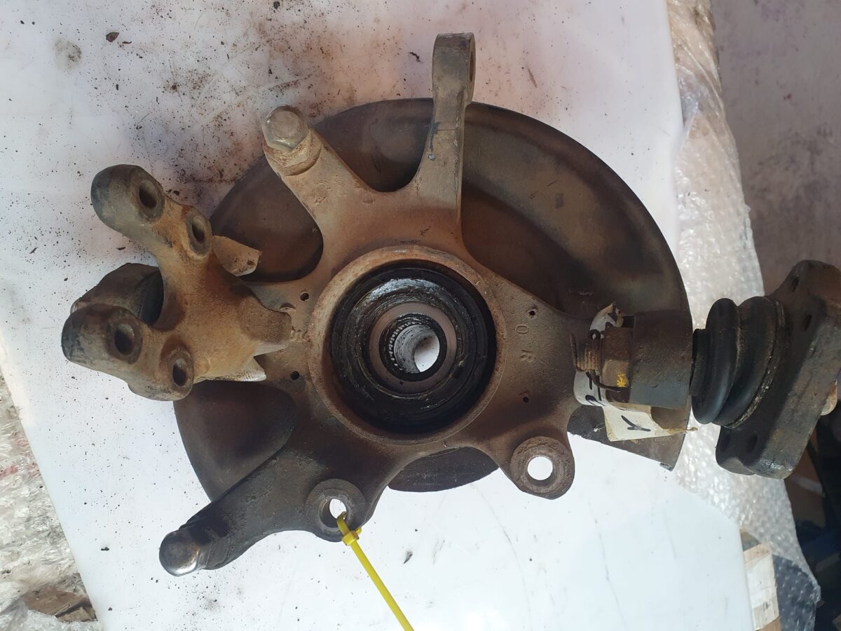 fusello montante per navara anteriore sx 388039221349 3 rotated fusello montante per navara anteriore sx