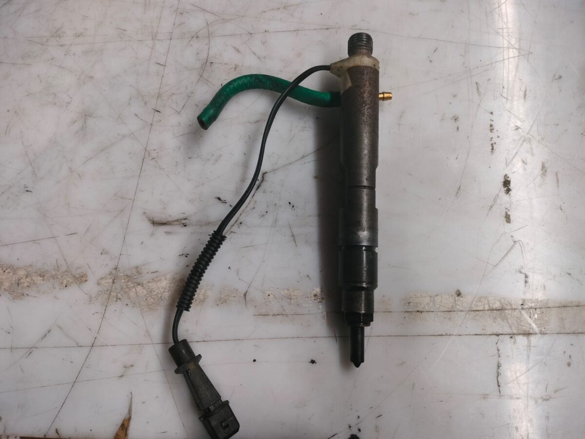 iniettore per volkswagen golf iv 388039222049 iniettore per volkswagen golf iv