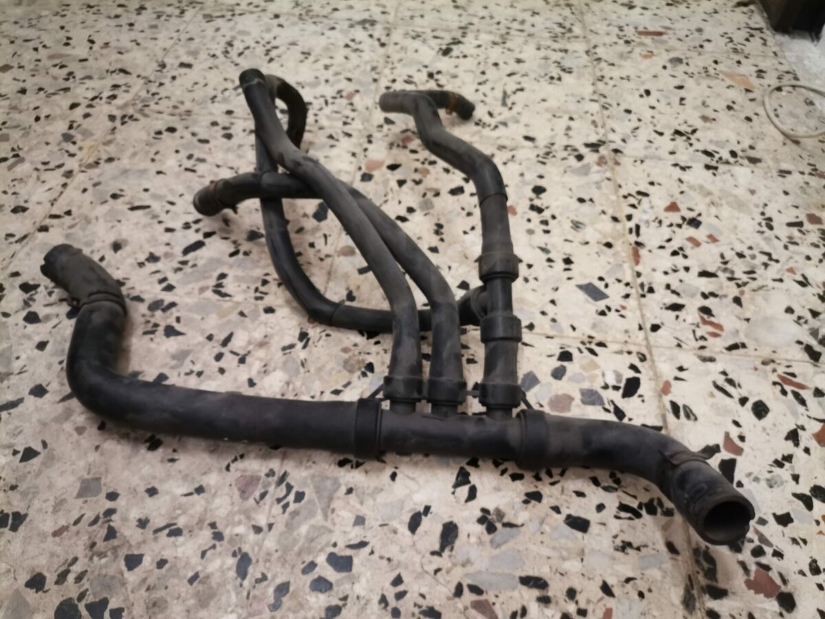 tubo del radiatore per renault laguna 2004 374354213749 3 scaled tubo del radiatore per renault laguna 2004