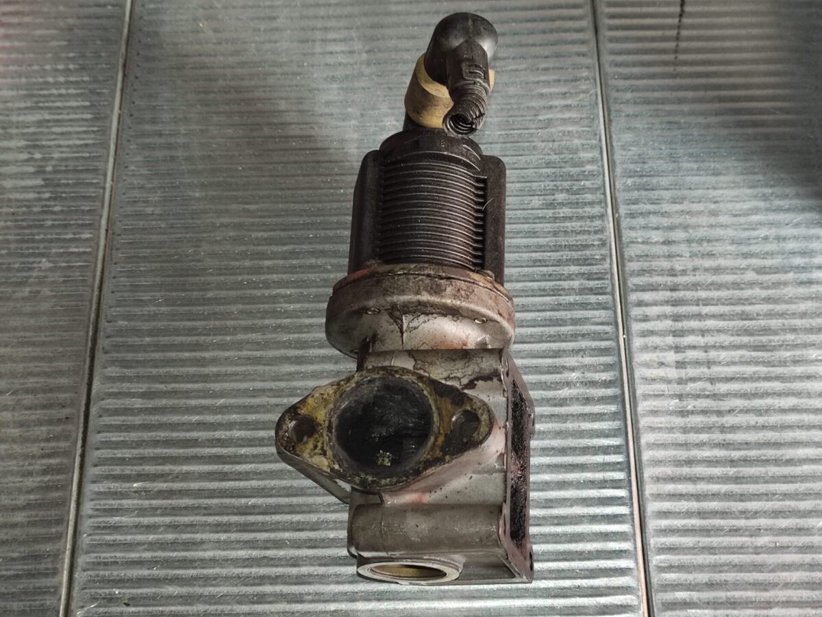 valvole egr per alfa romeo 156 19 2004 2009 373436706179 2 valvole egr per alfa romeo 156 1.9 2004-2009